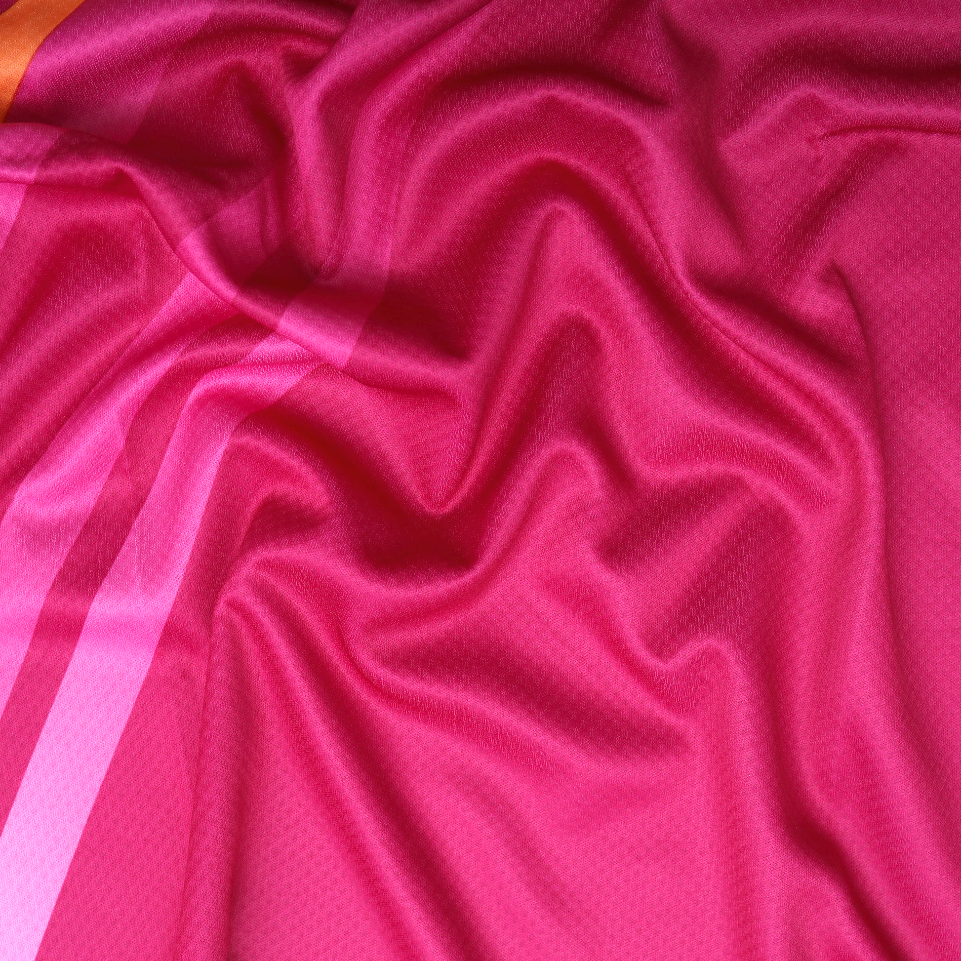 badminton t-shirt, badminton shorts, badminton pants, sportswear for badminton, athletic apparel, performance badminton clothing, breathable badminton clothing, lightweight badminton wear, men's badminton clothing, badminton training wear, badminton gear, sports clothing for badminton,VICTOR Printed Men’s Round Neck Badminton T-Shirt